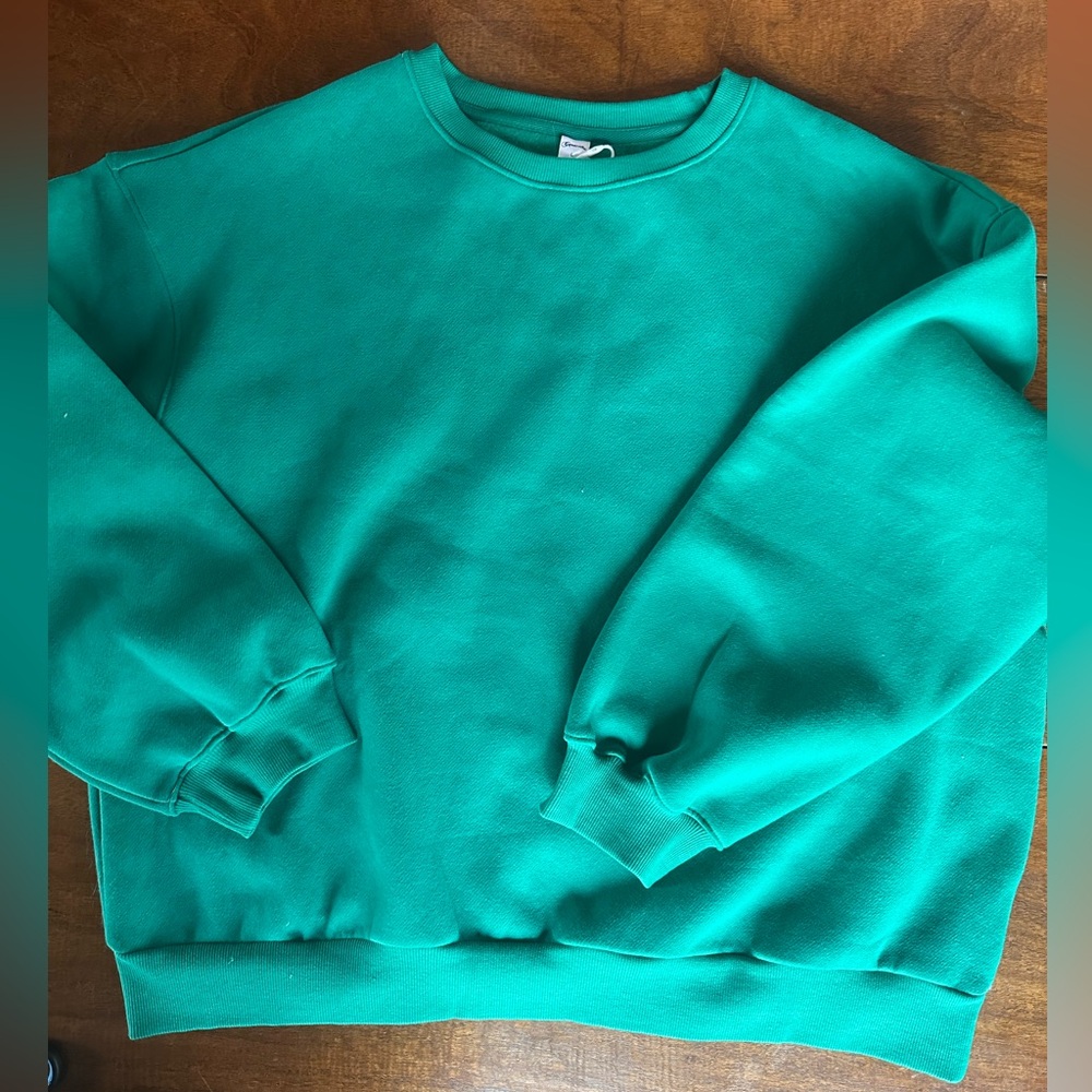 Caracilia Kelly Green Crewneck Sweatshirt NWT Size L Oversized Soft Fleece Lined - Picture 2 of 7